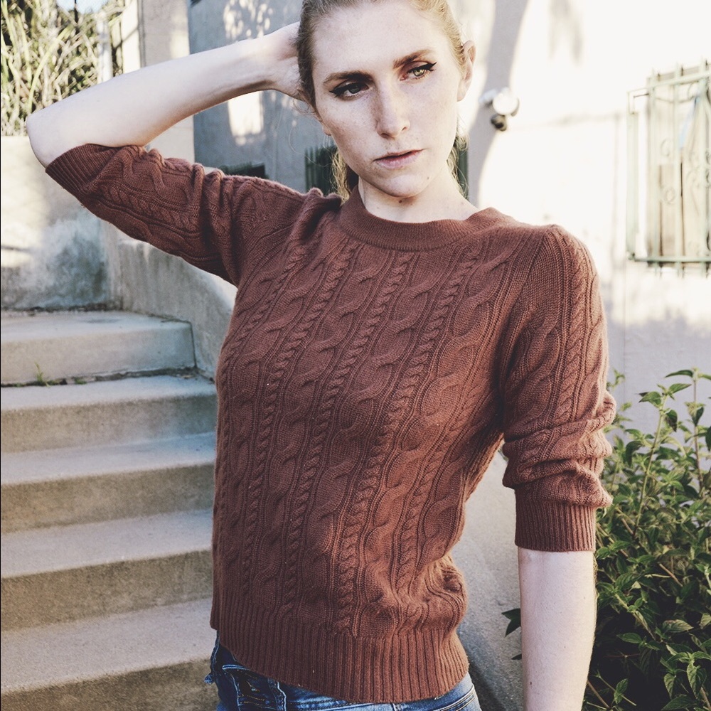 COPY - ITALIAN CASHMERE 👏 JCREW Crop Sleeve Sweat…